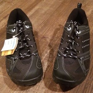 SHIMANO SH-MT32L Mountain Bike Touring Shoes New